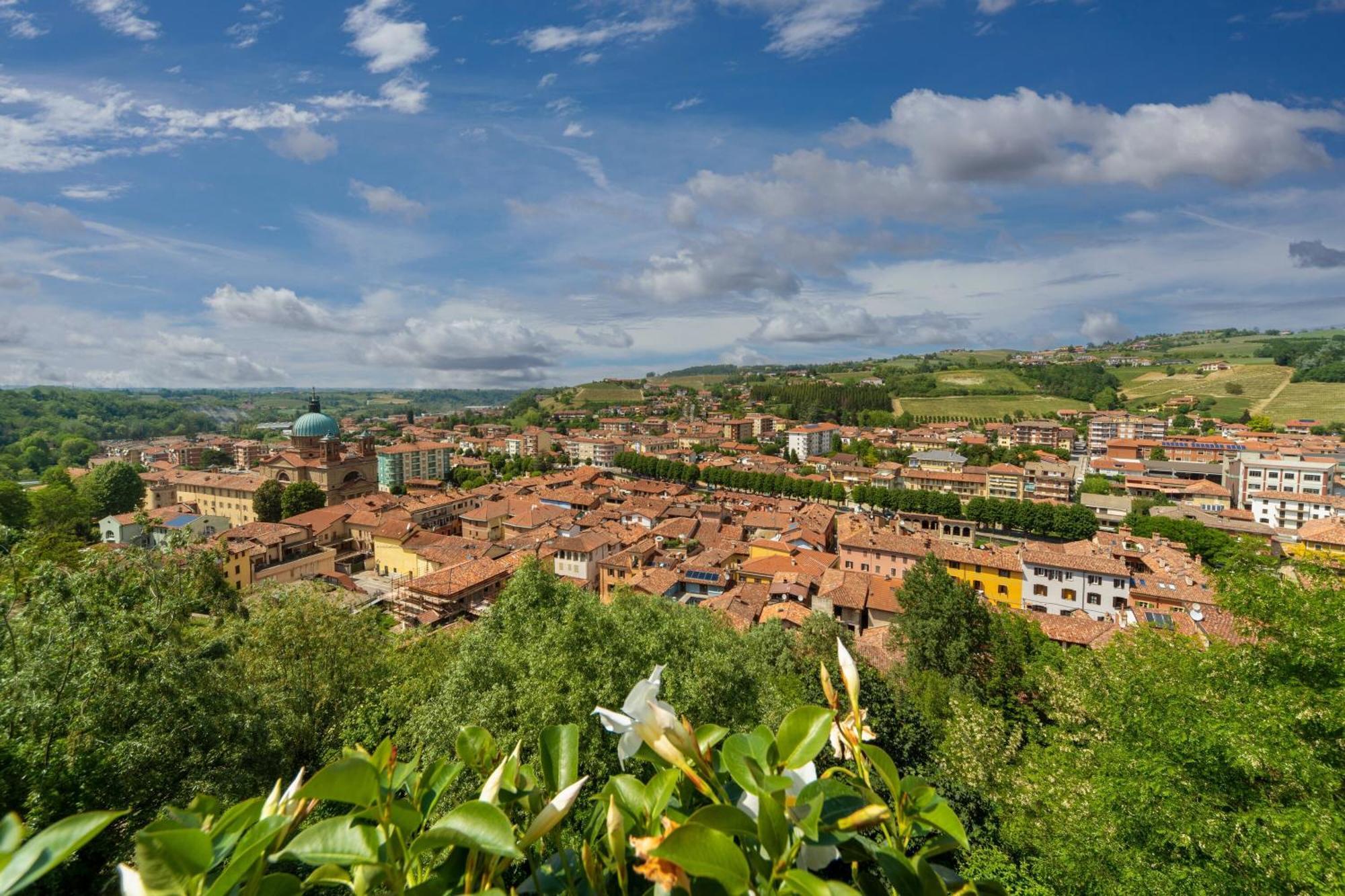 Dogliani Borgo Castello - Happy Rentals Extérieur photo